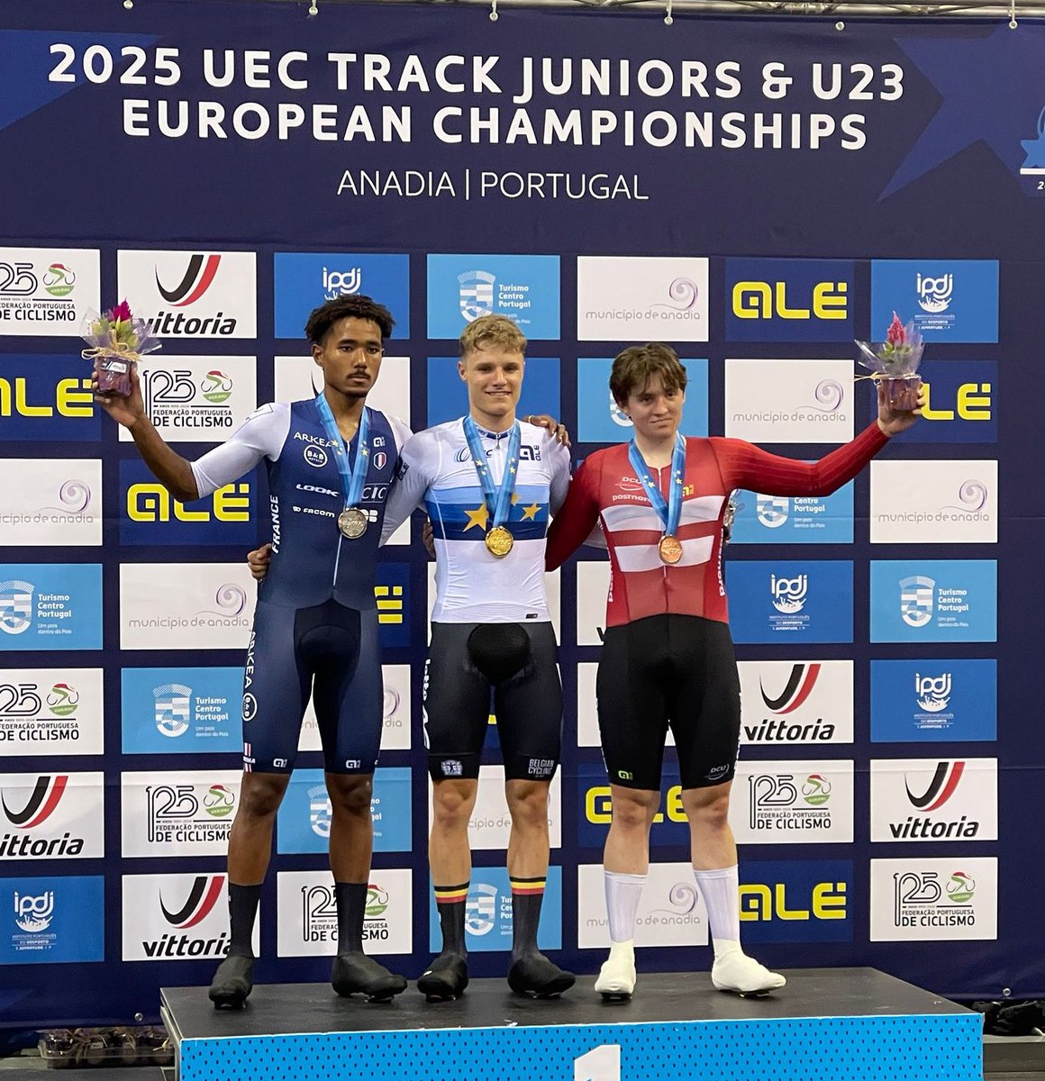 Championnat d'Europe piste Espoirs

Emmanuel Houcou 2ème de l'élimination.