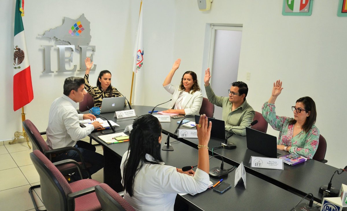 Presenta IEE Colima su Código de Conducta, Informes Trimestrales de Comisiones y aprueba cuenta pública de junio

📢 Aquí te contamos todo:
maxcortespress.com.mx/2025/07/presen…

#IEE  #Colima #MaxCortésPress #Noticias