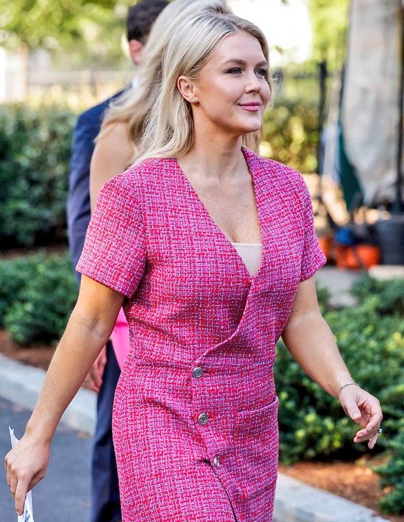 Thumbs up if you still have confidence in President Trump's Press Secretary, Karoline Leavitt.