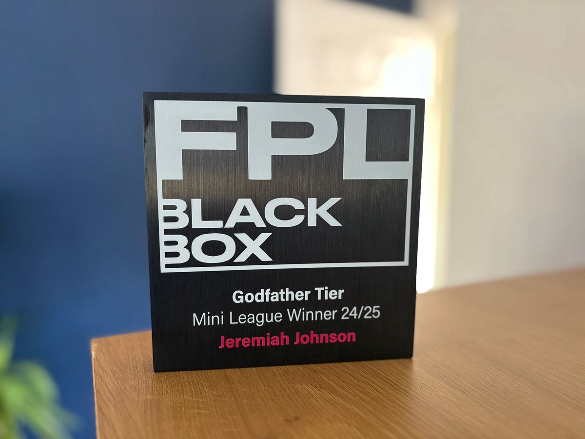 FPLBlackBox_'s tweet image. Look at this gorgeous trophy.
Stay tuned to be in with a chance of winning your own next season. 👀
#FPLCommunity