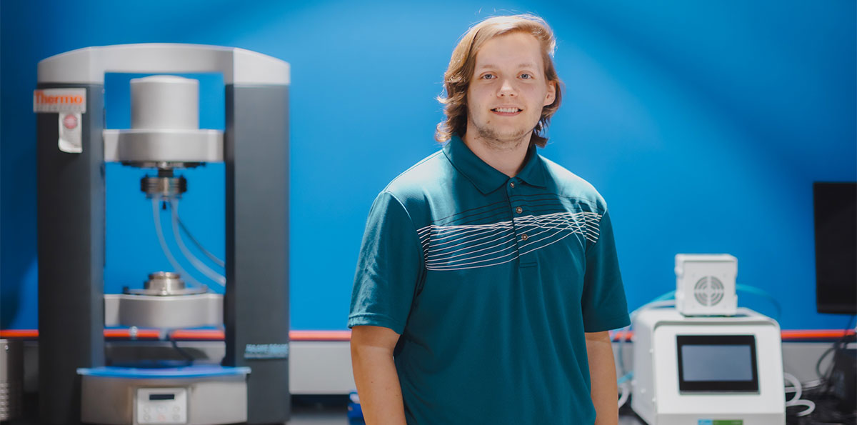 #ShawneeState's Jayden Underwood has always had an interest in engineering.

“My favorite part of Plastics Engineering is the number of hands-on labs and machinery the Engineering Technologies department has."

📰 » shawnee.edu/news/ssus-unde…