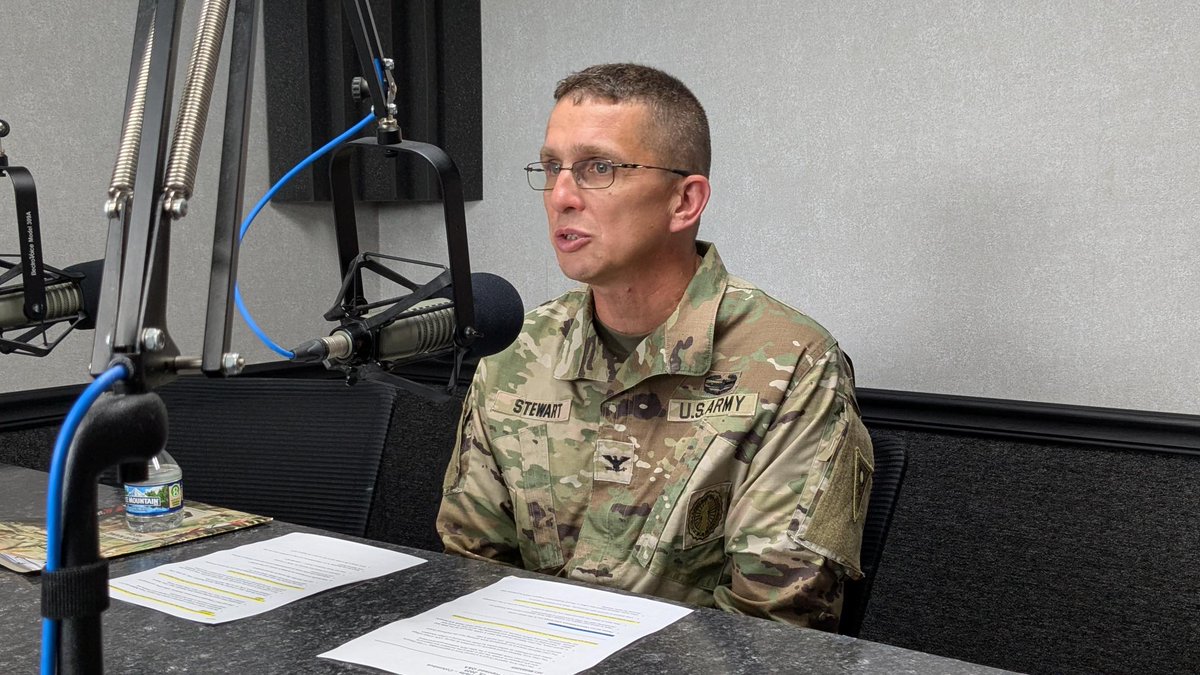 OhioBroadcaster's tweet image. Thank you to @WHIZnewscom in Zanesville for hosting the OAB team for another of today's member station visits with @ArmyGuardOhio! We appreciate you taking the time to meet with us! #OhioBroadcasters