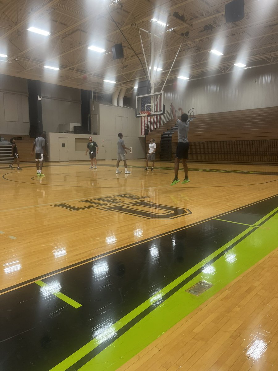 CoachEasley's tweet image. #fast40