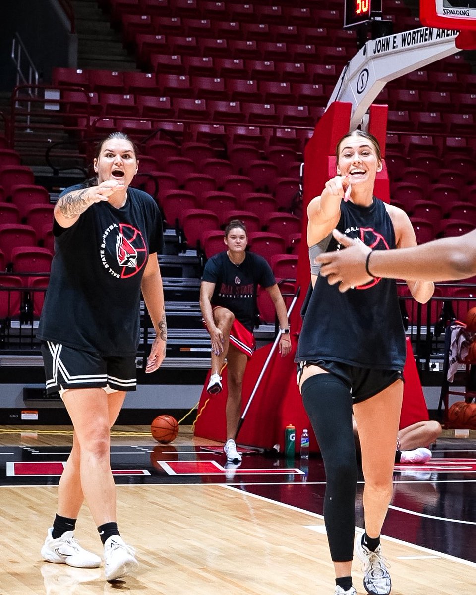 BallStateWBB's tweet image. they take pick-up games very seriously (clearly)
enjoy some of our favorite moments.
video coming soon 😭