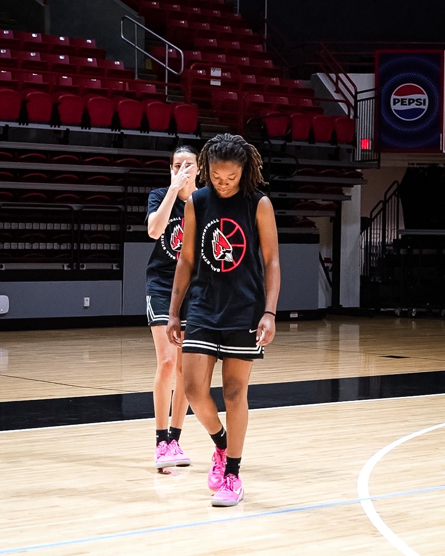 BallStateWBB's tweet image. they take pick-up games very seriously (clearly)
enjoy some of our favorite moments.
video coming soon 😭
