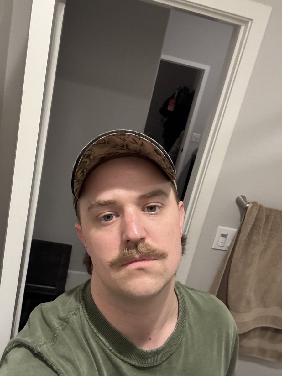 🤗 when life is shitty remember exercise, community interaction, and positive thinking help but that it will be very hard to accomplish all at once 🤗