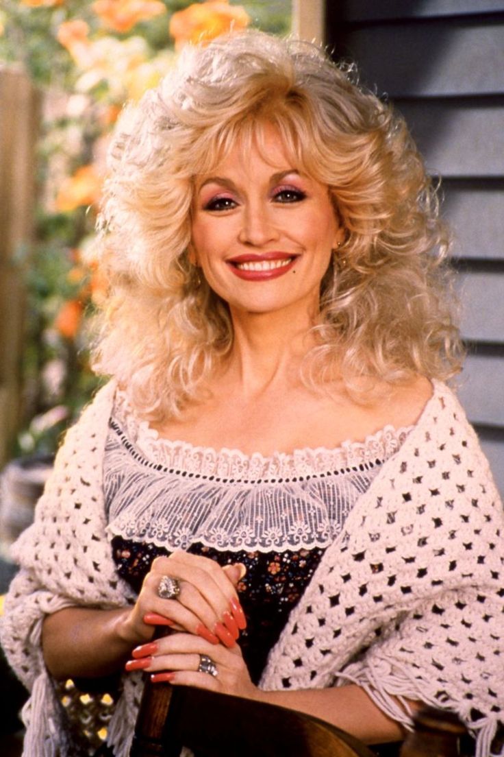 "I knew it was going to make a lot of money.” —Dolly Parton about when she heard Beyoncé's version of 'Jolene' for the first time 😂