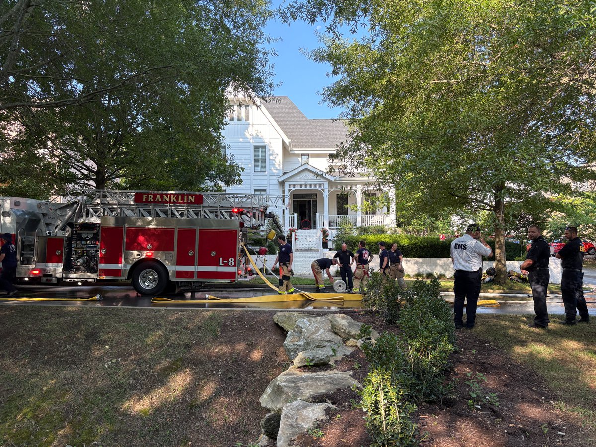 FranklinFire's tweet image. Franklin Firefighters responded to a reported structure fire in Westhaven on Grassmere Rd. this morning at 7:44 AM. Crews found smoke on the second floor caused by an overheated HVAC fan belt—no fire. Firefighters ventilated the home and ensured it was safe. Thanks to…