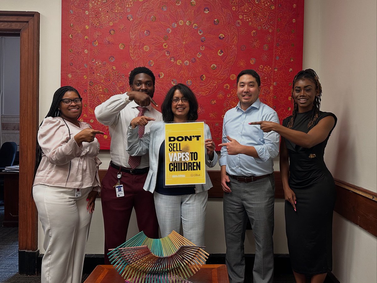cmninaahmad's tweet image. Don&apos;t sell vapes to kids — it&apos;s that simple.
Last month, City Council passed my bill to strengthen protections against youth vaping and keep harmful products out of our children&apos;s hands.
#youthvaping #publichealth #citycouncil #cmahmad