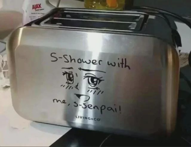 🕐HOURLY🕑 shitpost (@hourly_shitpost) on Twitter photo 