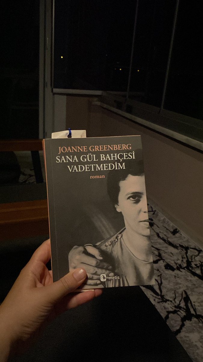 Kısa bir aradan sonra…📚
#KitapSeverlerTakipleşiyor
#Salı