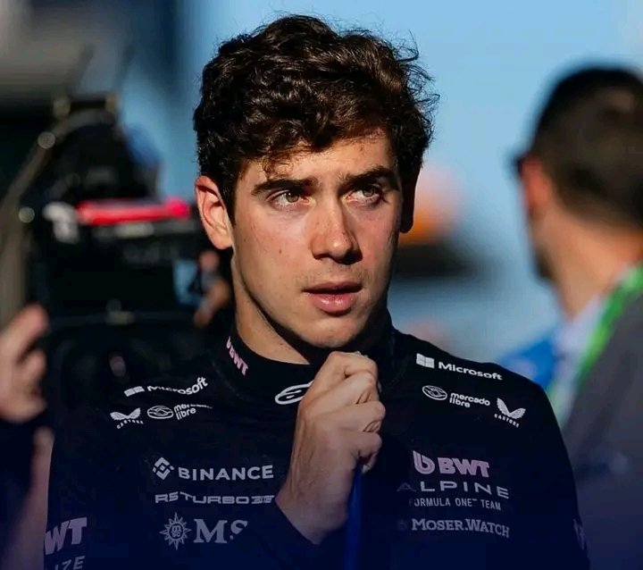 LaDriverTw's tweet image. 🚨🚨ÚLTIMO MOMENTO🚨🚨

Franco Colapinto ha recibido una oferta del equipo Mercedes 🤯

El equipo alemán le ofrecio 30M para que se retire del automóvilismo, el piloto argentino estaría evaluando la oferta en los próximos días

Noticia en desarrollo....... ✍️🏻

VIA [DAZN] 🇪🇸