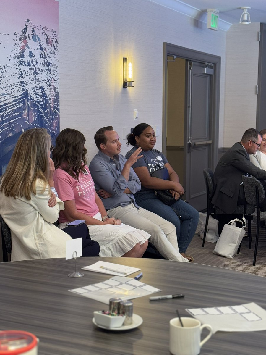 Kayla Towner tweet media