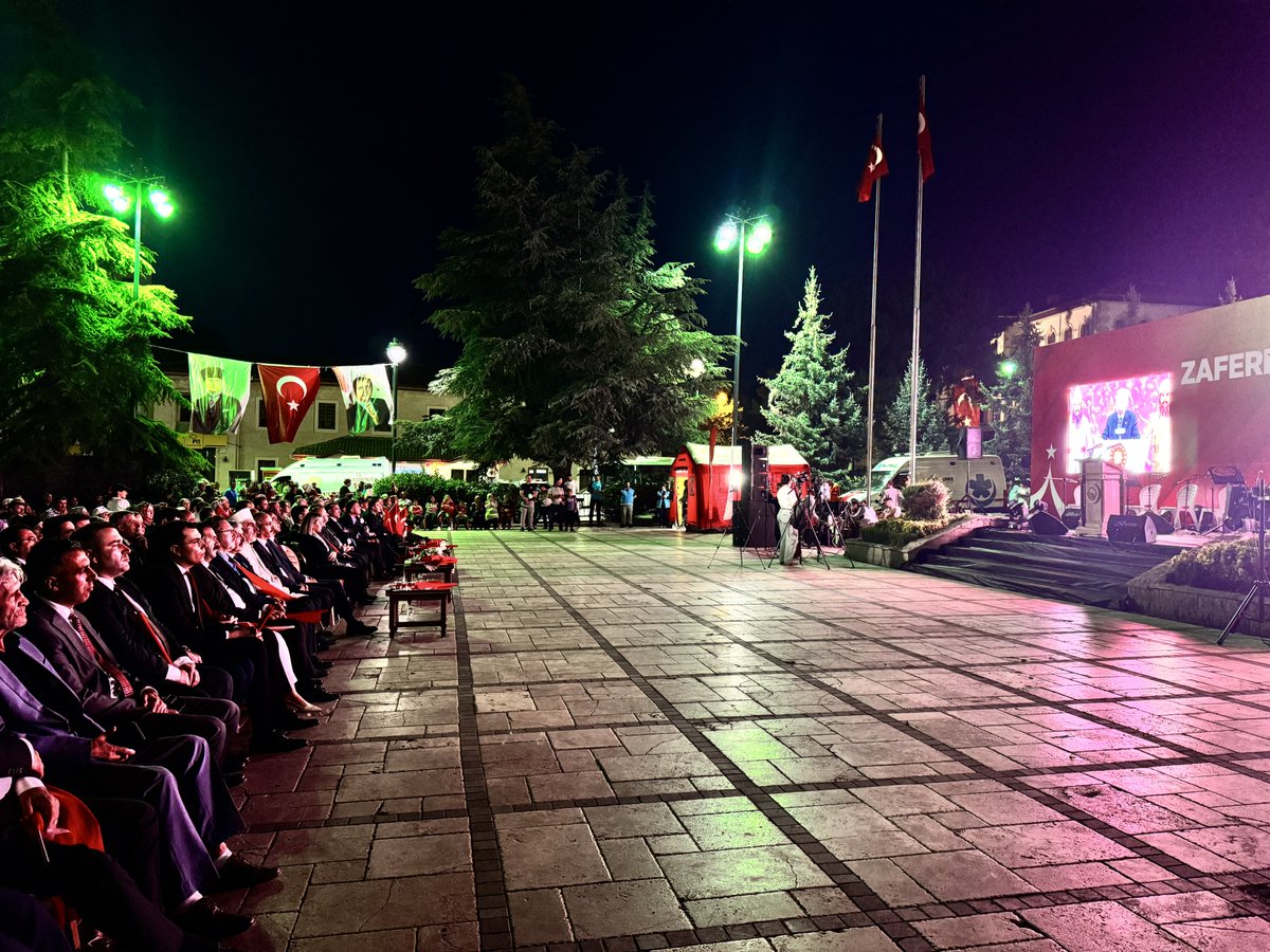 Ahmet Sevgilioğlu (@sevgilioglu) on Twitter photo Şehitlerimizin aziz hatırası, gazilerimizin cesaretiyle 15 Temmuz ruhunu yeniden kuşanıyor; demokrasi nöbetimizi hep birlikte tutuyoruz.
<a href="/Akparti/">AK Parti</a> <a href="/RTErdogan/">Recep Tayyip Erdoğan</a> <a href="/abuyukgumus/">Ahmet Büyükgümüş</a> <a href="/AKGMTeskilat/">AK Parti Teşkilat Başkanlığı</a> <a href="/akparti_37/">AK Parti Kastamonu</a>
#ZaferinAdıTürkiye Şehitlerimizin aziz hatırası, gazilerimizin cesaretiyle 15 Temmuz ruhunu yeniden kuşanıyor; demokrasi nöbetimizi hep birlikte tutuyoruz.
<a href="/Akparti/">AK Parti</a> <a href="/RTErdogan/">Recep Tayyip Erdoğan</a> <a href="/abuyukgumus/">Ahmet Büyükgümüş</a> <a href="/AKGMTeskilat/">AK Parti Teşkilat Başkanlığı</a> <a href="/akparti_37/">AK Parti Kastamonu</a>
#ZaferinAdıTürkiye