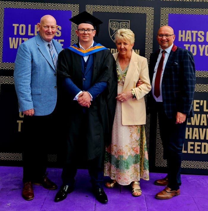 6 years ago I was at rock bottom. Addicted to cocaine and alcohol. Most nights I'd go to sleep wishing I wouldn't wake up. Today, just over 5 years sober, I graduated with a BSc (Hons) in Therapeutic Counselling. Life can get better. Talk to someone. Reach out. Ask for help!