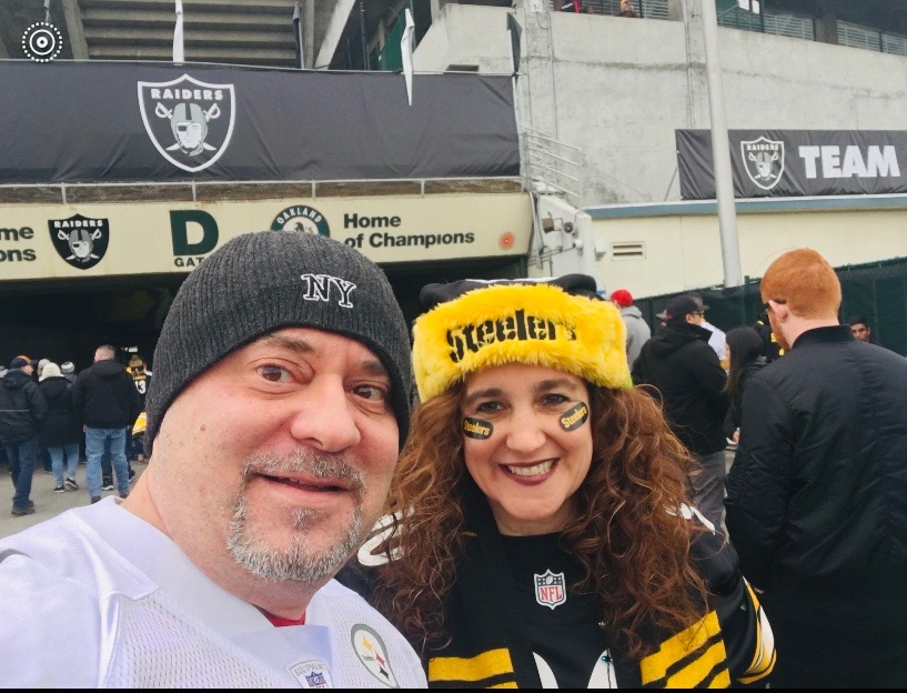 UnivTransplant's tweet image. In Oct 2023, Kristen DiCianna began her journey to become a living liver donor. By May, she gave part of her liver to a mom in need—changing two lives in a paired exchange. “I’d do it again in a heartbeat.” 💚 #LivingDonation #TransplantHero #DonateLife #LiverTransplant
