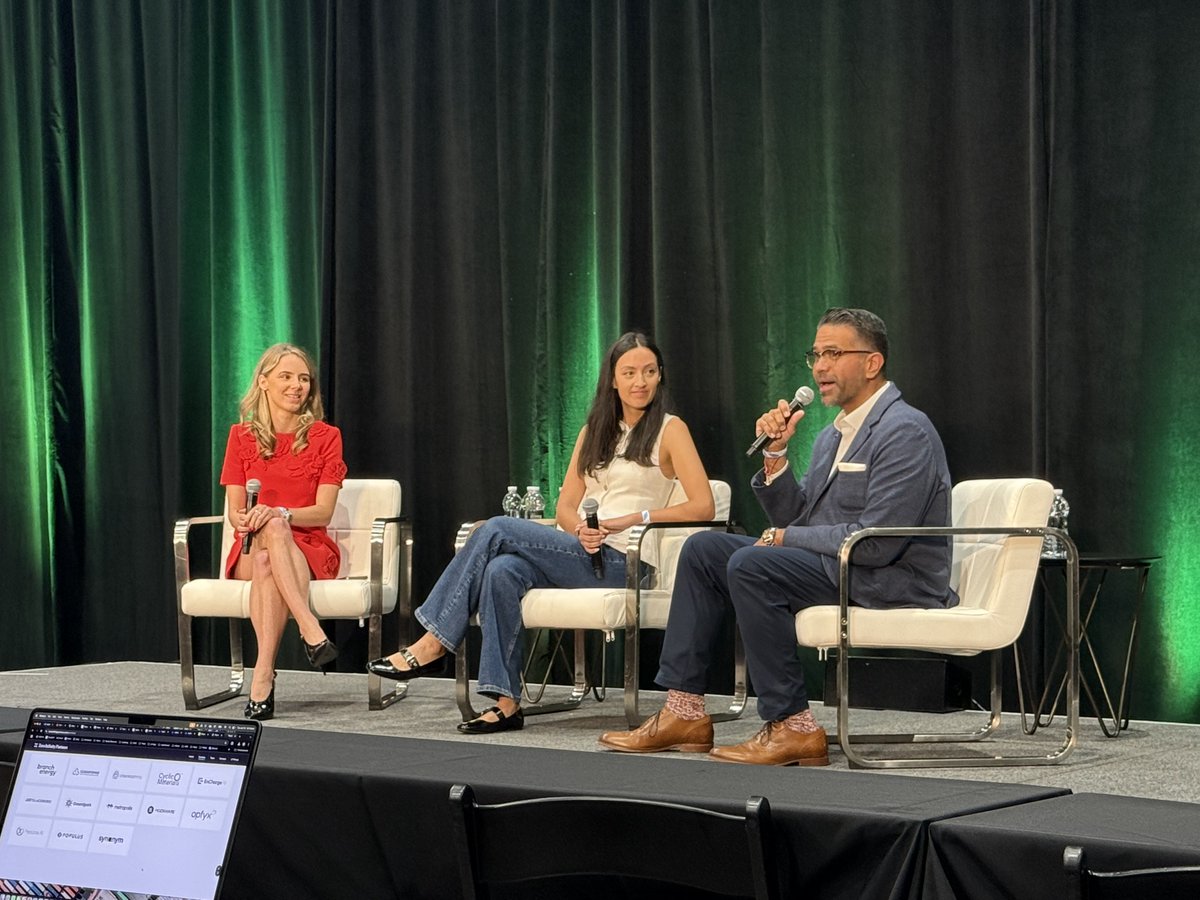 PS27 Ventures (@ps27ventures) on Twitter photo ᯓ ✈︎ From FL to MA! We are excited to be in Boston today at <a href="/TechCrunch/">TechCrunch</a> #AllStage, where we met up with our friends from Tampa Bay Wave! #PS27Ventures #THINKBIGstartsmall <a href="/tampabaywave/">Tampa Bay Wave</a> ᯓ ✈︎ From FL to MA! We are excited to be in Boston today at <a href="/TechCrunch/">TechCrunch</a> #AllStage, where we met up with our friends from Tampa Bay Wave! #PS27Ventures #THINKBIGstartsmall <a href="/tampabaywave/">Tampa Bay Wave</a>