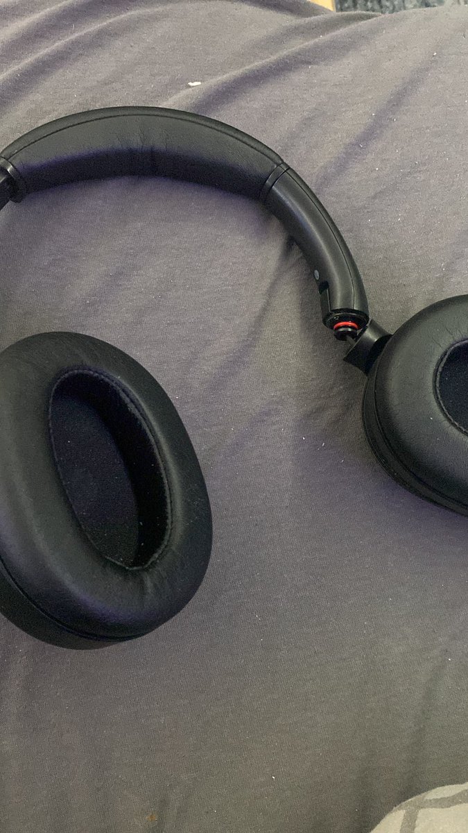 broke my headphones 😭

any good recommendation for new one to buy ?