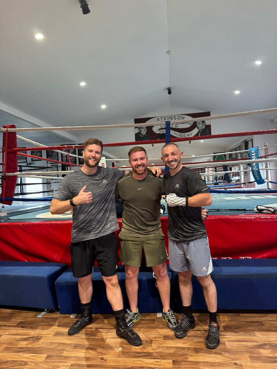 🥊🥊🥊IM BACK!!!🥊🥊🥊

Big Thanks to @integrity_boxing_management can’t wait to get back to it! 

Fight News Coming Soon