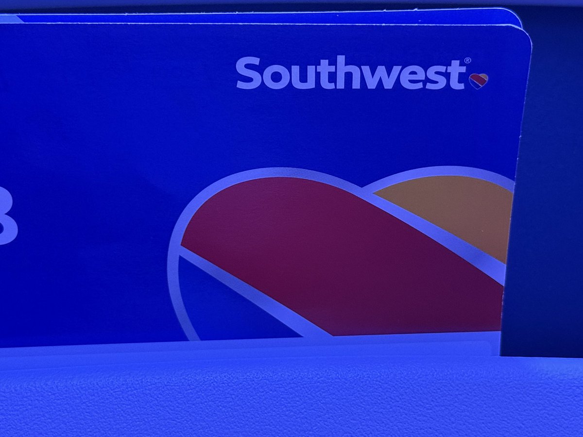 Adios Las Vegas 👋🏻. Now, instead of what was going to be a 6 hour delay with American, Southwest Airlines take me ✈️ to Mitch…I mean LA 🫢. You know what I mean 😆.