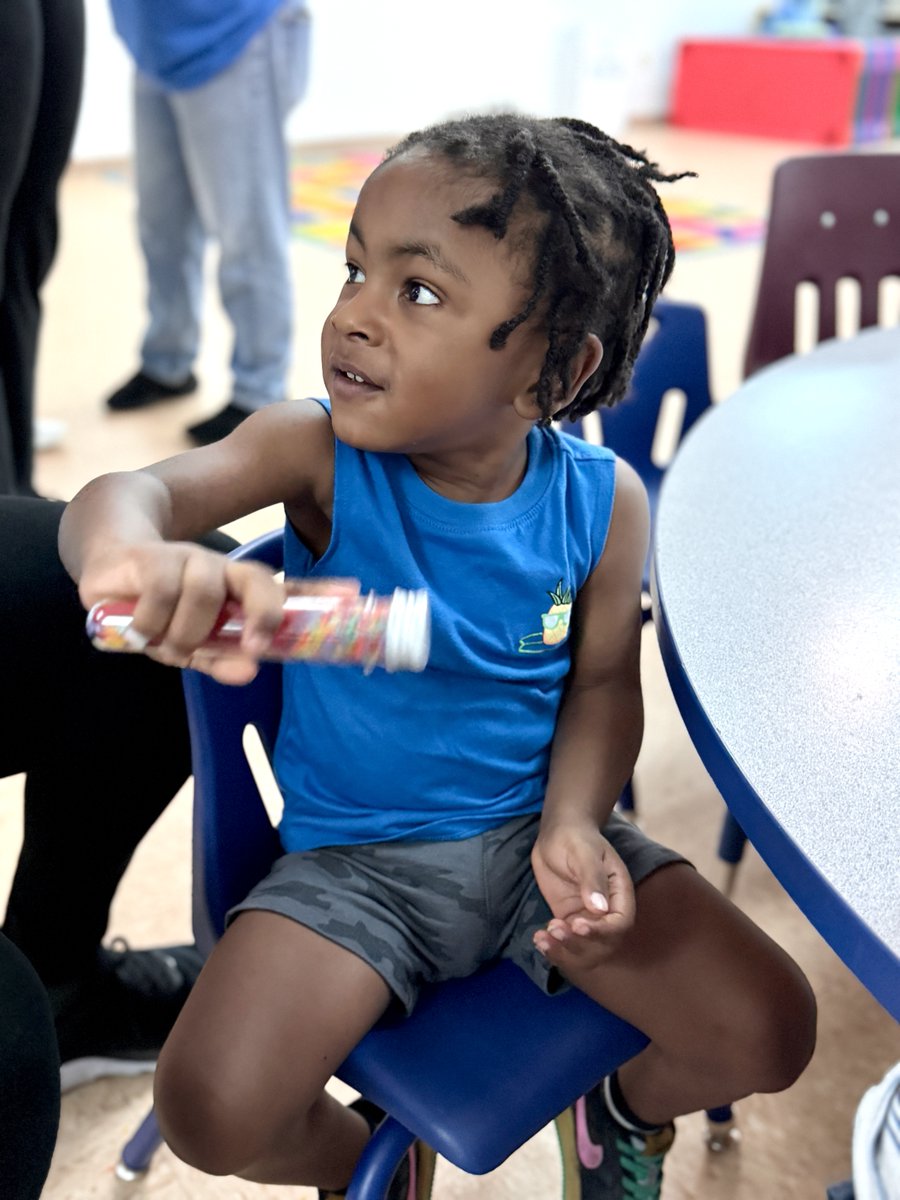 CathedralArts's tweet image. In the CAPabilities Sensory Art class at Hope Haven, students were tasked with a sensory art project involving tiny objects and colored rice. 🦕 The students then repurposed their creations as musical shakers and the joy was palpable! Learn more at capkids.org/programs/.🌟