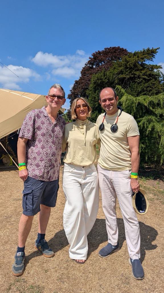 ianredpath's tweet image. I had such a wonderful time at Happy Place Festival. It truly is the most amazing, calming and inspiring time anybody can have. Loved all the hugs and meeting all the beautiful people there.
#HappyPlaceFestival @Fearnecotton