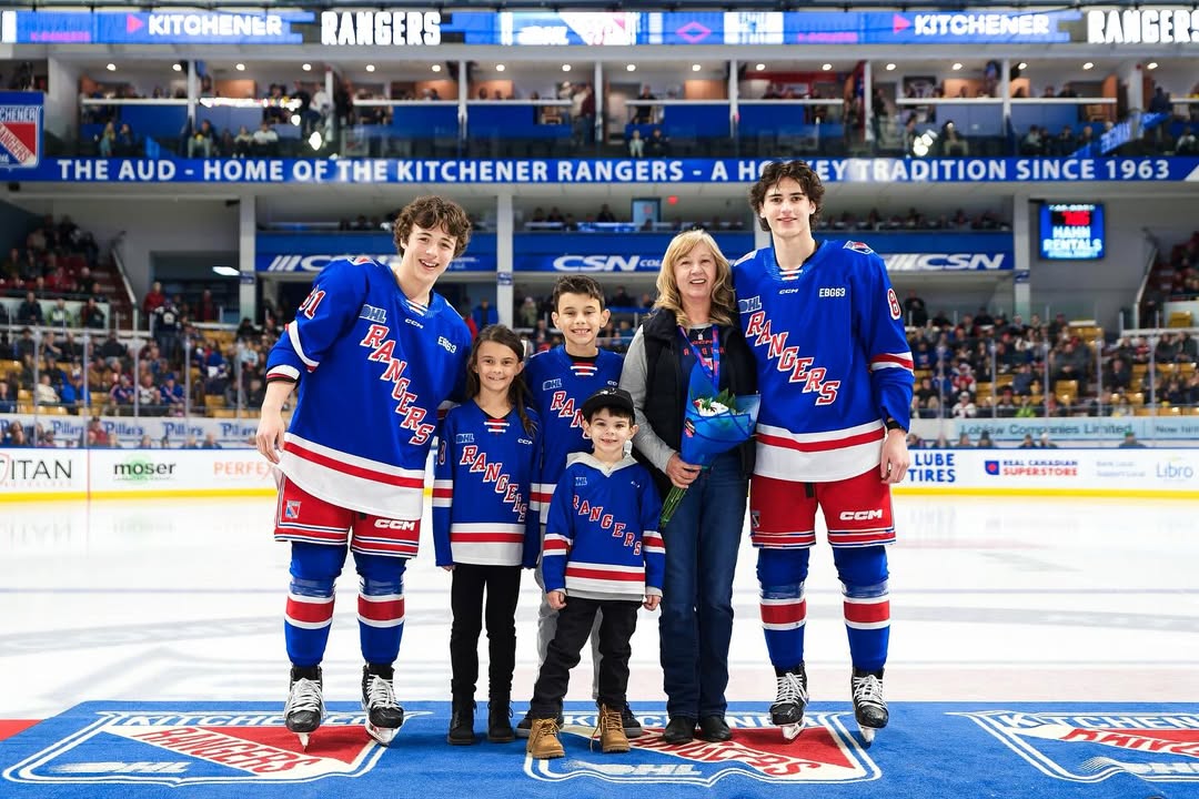 OHLRangers's tweet image. Become a Billet Family ‼️
Host families play a major role in our team’s success, fostering a home away from home for players worldwide. Become a part of our journey today and help us bring the best talent to Kitchener!
Application: bit.ly/3wzwF8Y
#RTown | #BattleBound