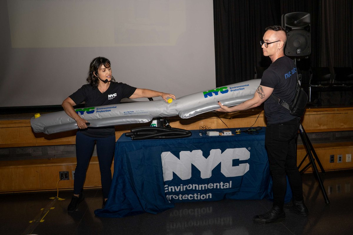 NYCWater's tweet image. As heavy rainfall becomes more frequent, we're helping NYC prepare for floods by hosting educational town halls. Attendees receive a FREE flood preparedness kit. Our next stop is #WashingtonHeights & #Inwood on July 22nd. RSVP REQUIRED on.nyc.gov/inwood-flood-p…