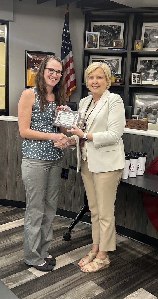 A big shoutout to Kacy Lindaman, Assistant Nutrition Service Director, for earning Classified Employee of the Month! Your hard work and commitment to our students don’t go unnoticed!
#WeareBC