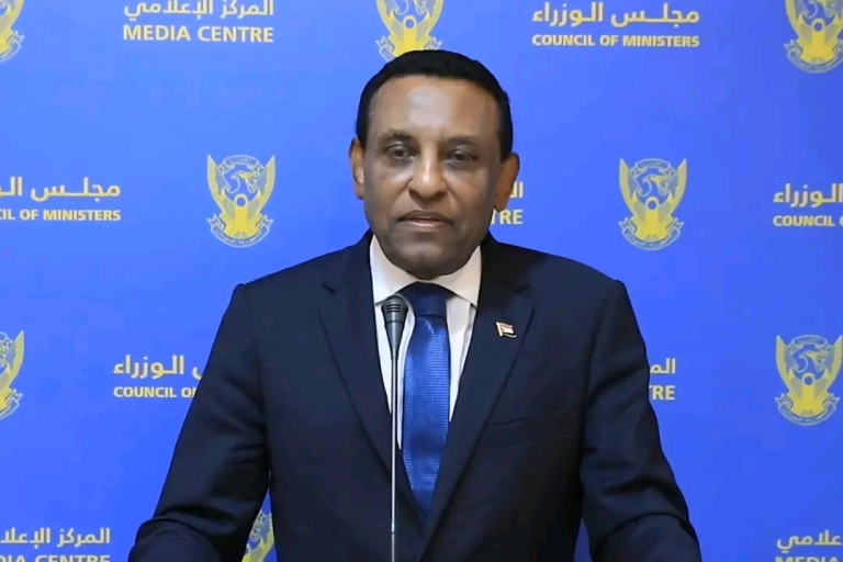 SudanTribune_EN's tweet image. Sudanese Prime Minister Kamil Idris on Tuesday appointed five new ministers, three of whom represent armed movements allied with the army.
sudantribune.com/article302908/