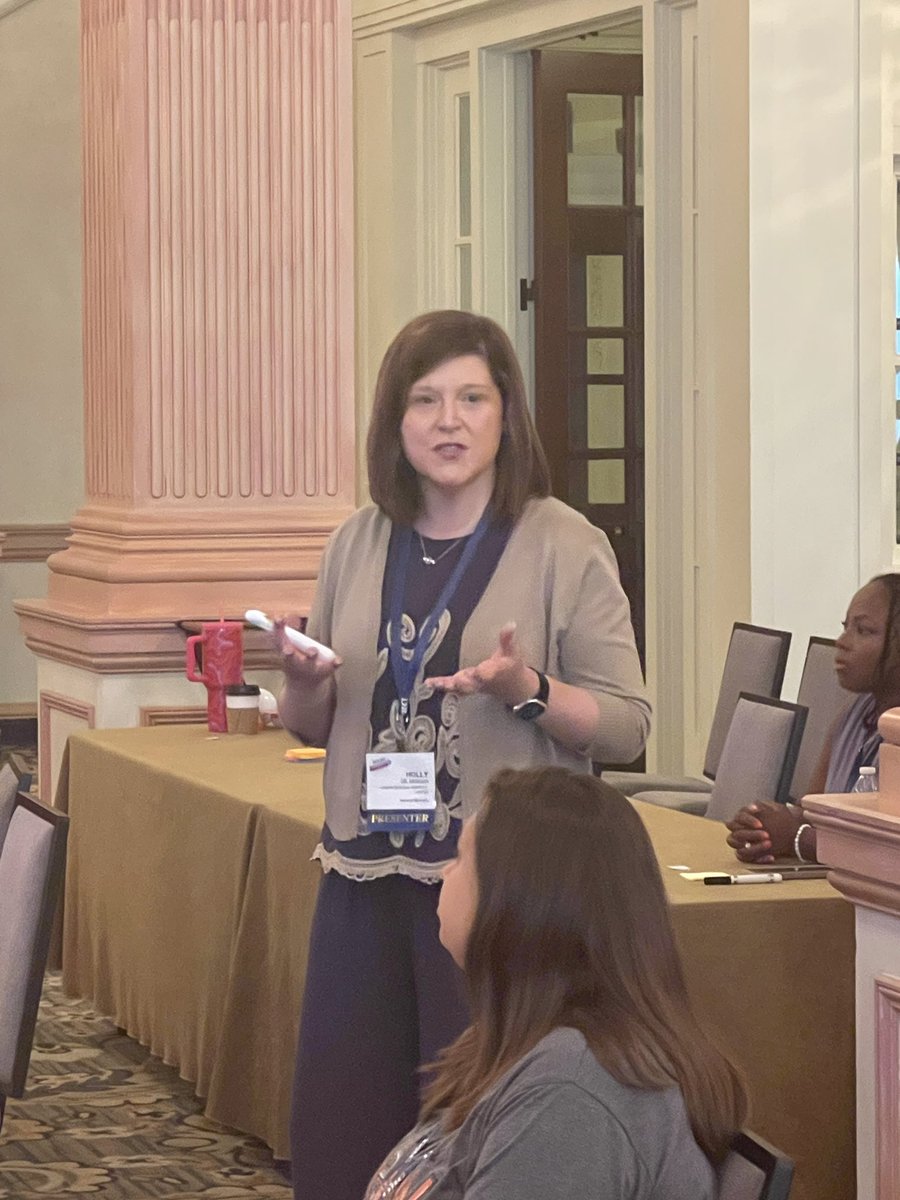 AUEARIC's tweet image. Day 1 & 2 of MEGA has been phenomenal! We were able to listen to John Maxwell on day 1. Our office collaborated with @UofARIC & @USASARIC to facilitate a session on National Board Certification on day 2. Our next presentation will be on Friday at 10:15 on student-led conferences
