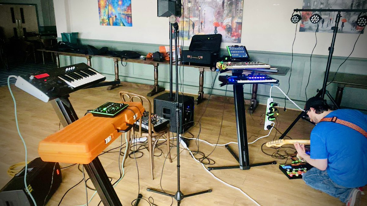 Head Noise (@headnoiseuk) on Twitter photo The shambles that is a Head Noise practice, getting ready for our show at <a href="/Porterscardiff/">Porter’s Cardiff</a> tomorrow night with Ffredi Blino and Psychotic Fuzz! 🔮 Doors open at 8pm and it’s FREE ENTRY ❗️
More details here👇
porterscardiff.org/events-1 The shambles that is a Head Noise practice, getting ready for our show at <a href="/Porterscardiff/">Porter’s Cardiff</a> tomorrow night with Ffredi Blino and Psychotic Fuzz! 🔮 Doors open at 8pm and it’s FREE ENTRY ❗️
More details here👇
porterscardiff.org/events-1