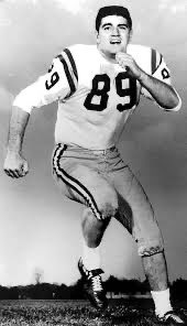 vintagelsuftb's tweet image. Happy 82nd birthday to Billy Truax. 1963 team captain & All-American end.