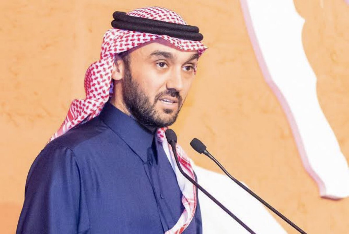 دامه يقول انا ماني شايف شي 
الاعفاء يكون افضل له و للرياصة  نحتاج شخص يشوف ويحس ويعدل بين جميع اندية دورى روشن فلذلك #اعفاء_وزير_الرياضة