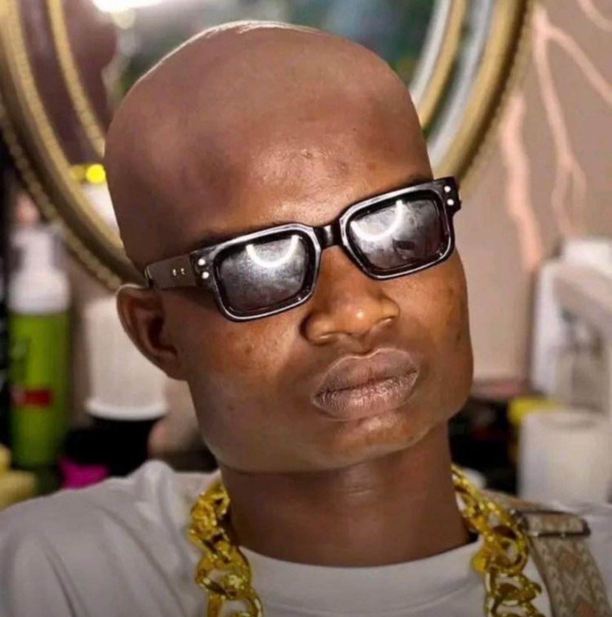 _1deen's tweet image. Nana Agradaa, no bail for you.