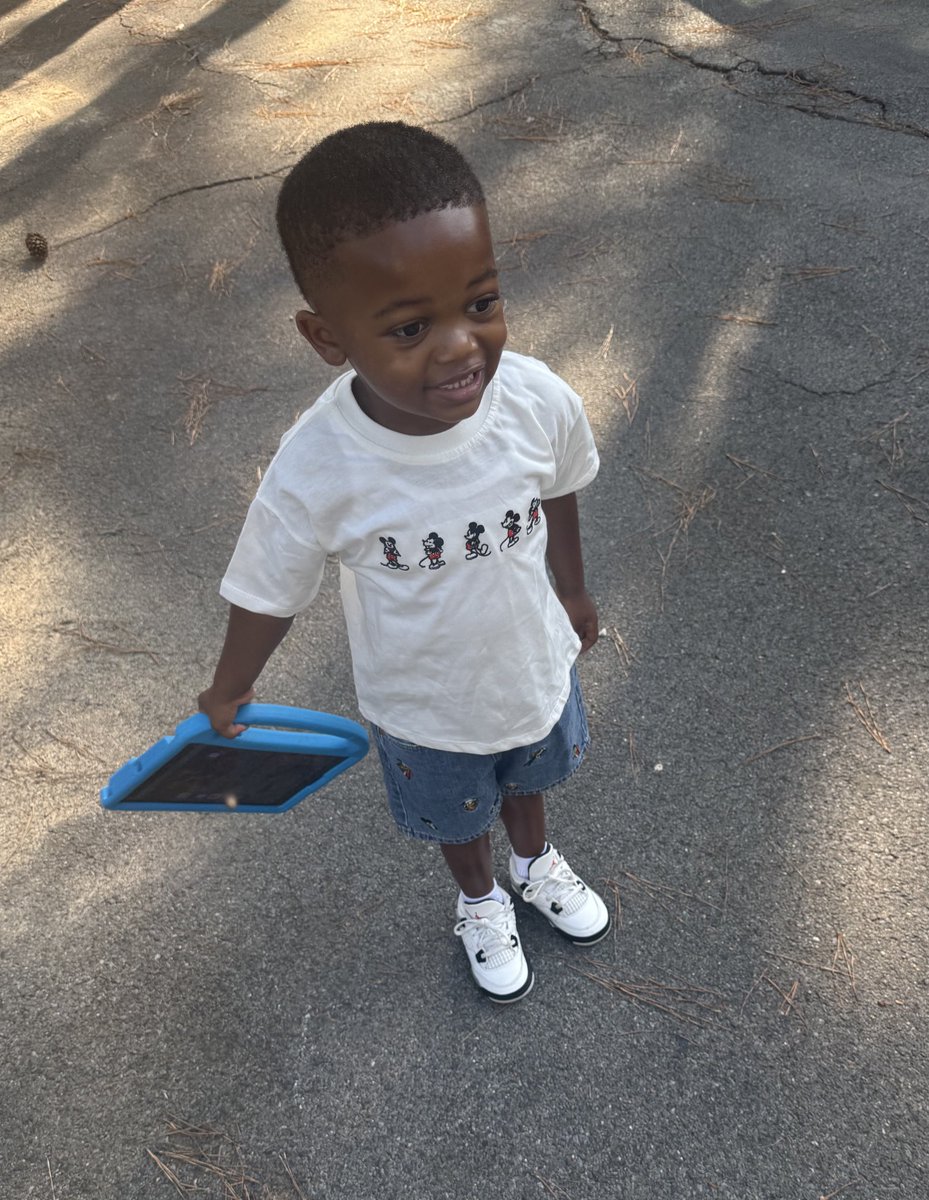 James Beckley tweet media