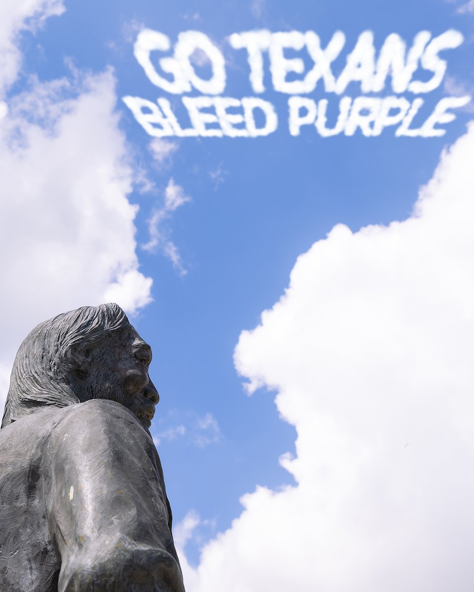 TarletonState's tweet image. Cloud coverage on campus today is 100% accurate 😶🌫️
#TarletonState #BleedPurple #Tarleton125