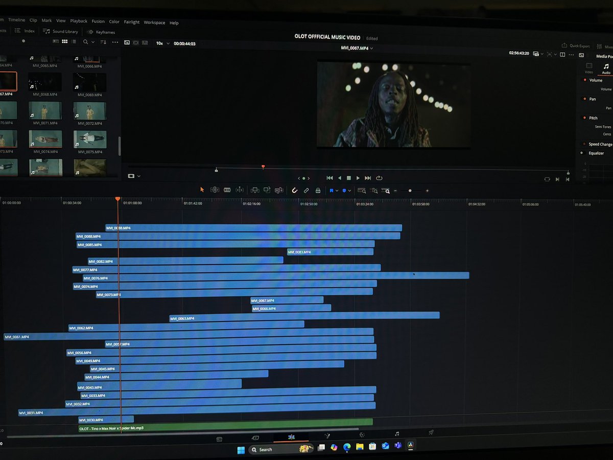 GaradTank's tweet image. frames from a music video shoot set