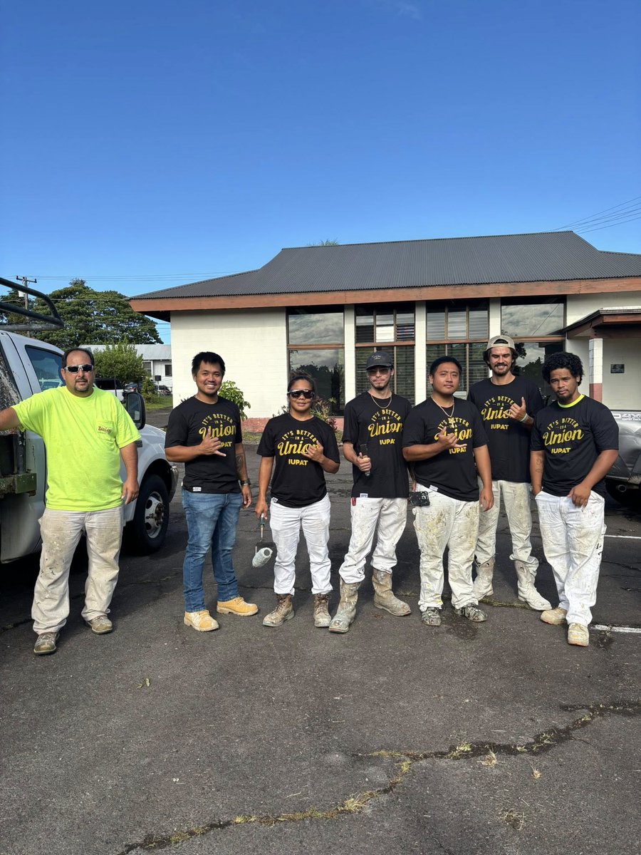 GoIUPAT's tweet image. This is everything our union stands for. We are one family, and it is our job to care for one another!
DC50’s apprentices volunteered their time and skills to repaint the Clubhouse for the Hilo Woman's Club—a club that aims to promote the educational, social, and civic…