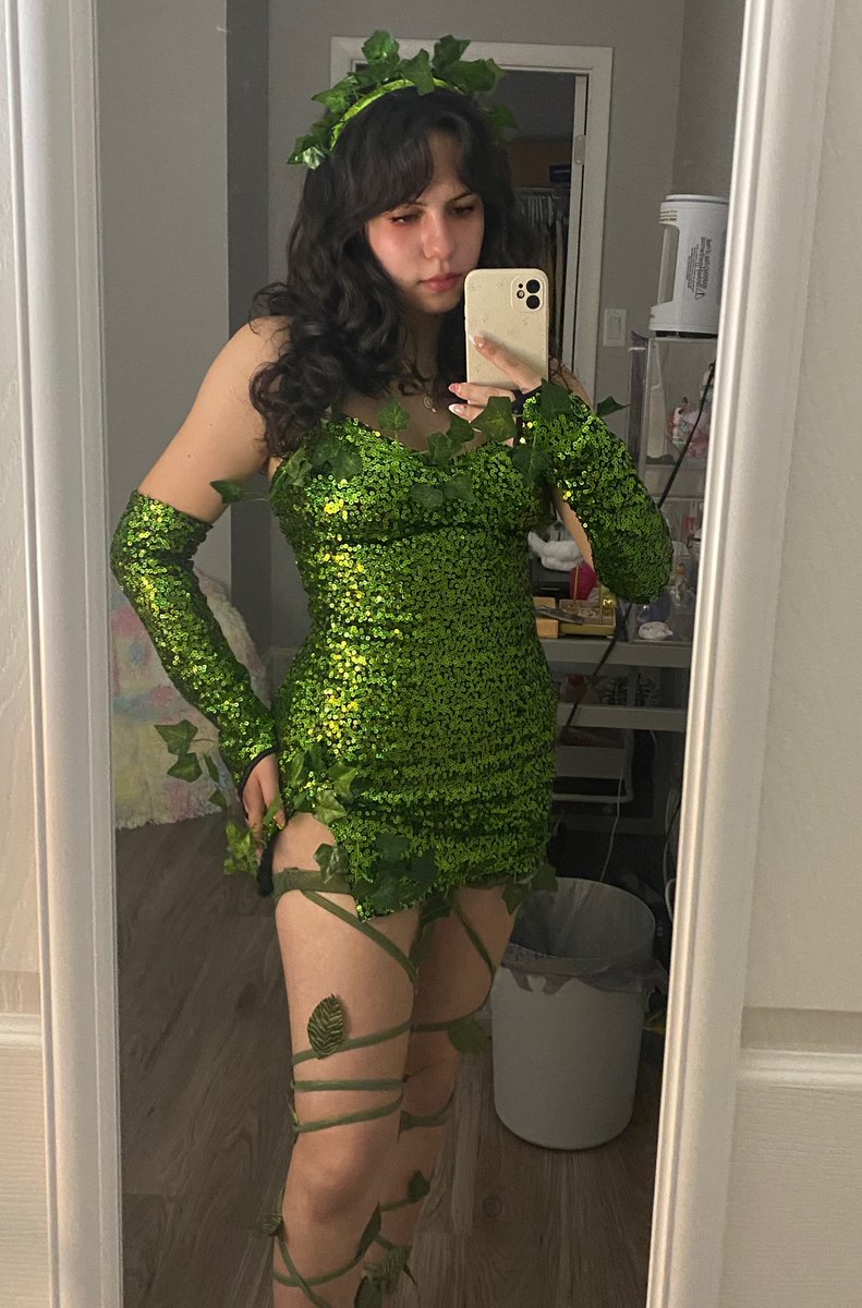 βΛΰΏπππ₯π₯πππΛβ (@bandz4bella) on Twitter photo CASHMEETS !! β β§Β°.β
iβll be cosplaying at tekko con in pittsburgh, pa this weekend with <a href="/amberuinsyou/">amber π¦</a> for the 19th and 20th! iβll be doing poison ivy & raven from teen titans.
iβll be available for cashmeets the entire weekend! (ball busting, kissing my feet, getting slapped, CASHMEETS !! β β§Β°.β
iβll be cosplaying at tekko con in pittsburgh, pa this weekend with <a href="/amberuinsyou/">amber π¦</a> for the 19th and 20th! iβll be doing poison ivy & raven from teen titans.
iβll be available for cashmeets the entire weekend! (ball busting, kissing my feet, getting slapped,