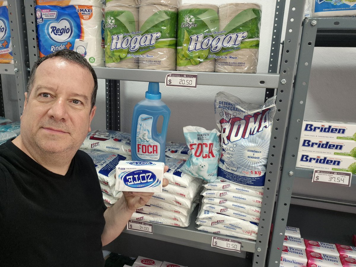 Los productos mexicanísimos como el Jabón Zote, el detergente Roma y Foca, en las Tienditas Bienestar.