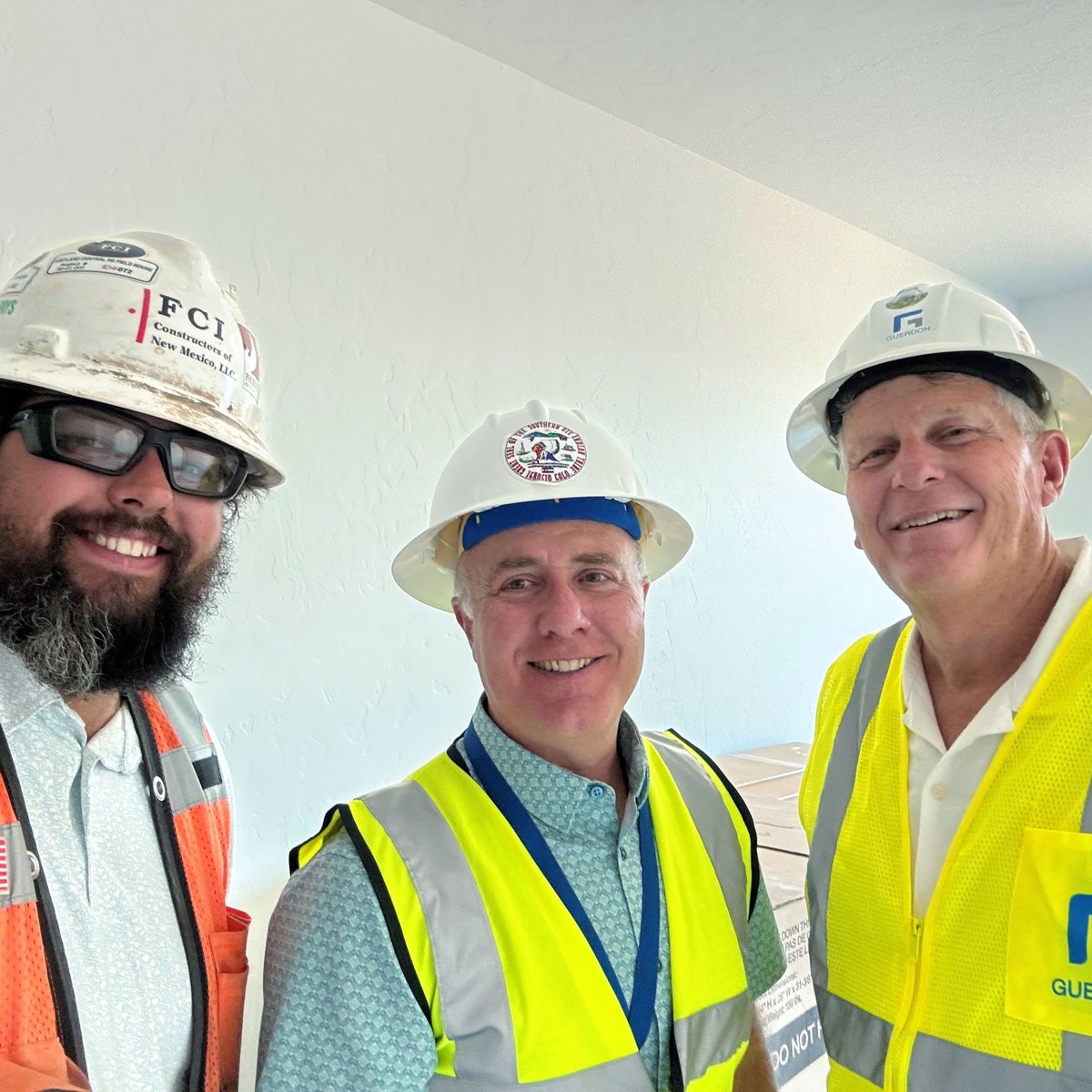 GuerdonModular's tweet image. Checking the progress on the first of two apartment buildings in Ignacio, Colorado. Second building ready to set later this month!