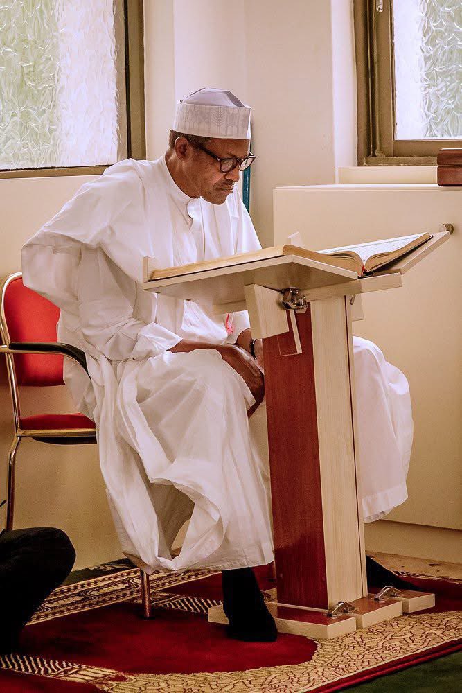 MusaGwary's tweet image. Baba Buhari ya cika da kalmar shahada, ina rokon Allah ubangiji ya karba shahadarsa, ya yafe masa kura kuransa, ya kuma saka masa da gidan Aljannatul firdaus.
Amin ya Allah 🤲