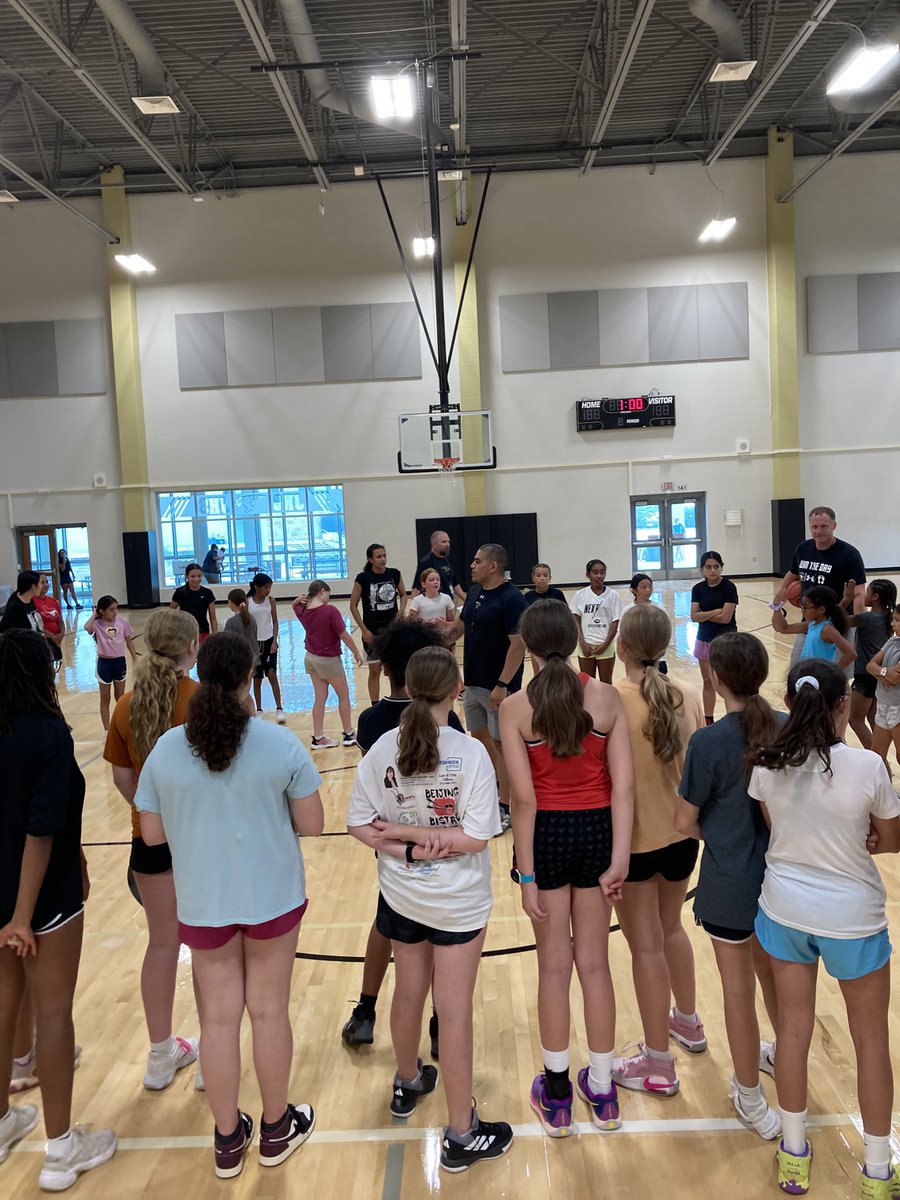LJagsbball's tweet image. Great day 1 of our Lady Jaguars basketball camp. Everyone was working hard, and learning the ways of our Championship Standards. Great examples from our girls in our program.
@HaysCISD @McCormick_Hays @DMS_Mustangs @JhsJags @CoachCarlin @Coach_Akina @CoachLMoffett