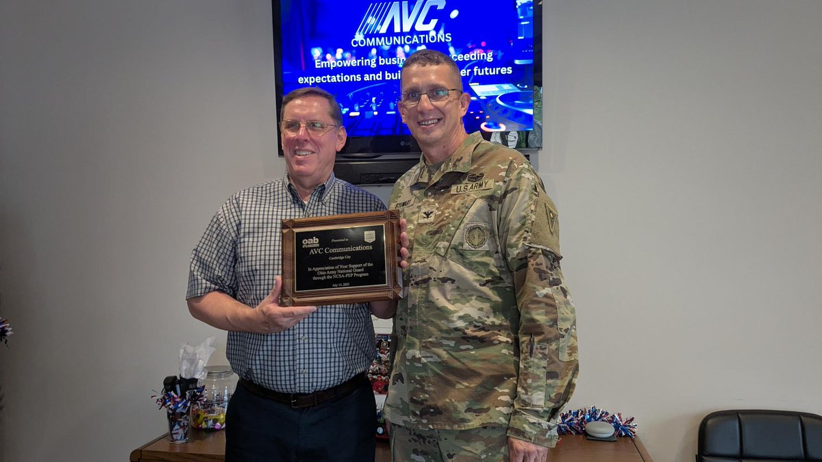 OhioBroadcaster's tweet image. Last stop of the day along our OAB member station visits with the @ArmyGuardOhio: @AVCRadio in Cambridge! Shout out to everyone for taking the time to host us today! #OhioBrodacsters
