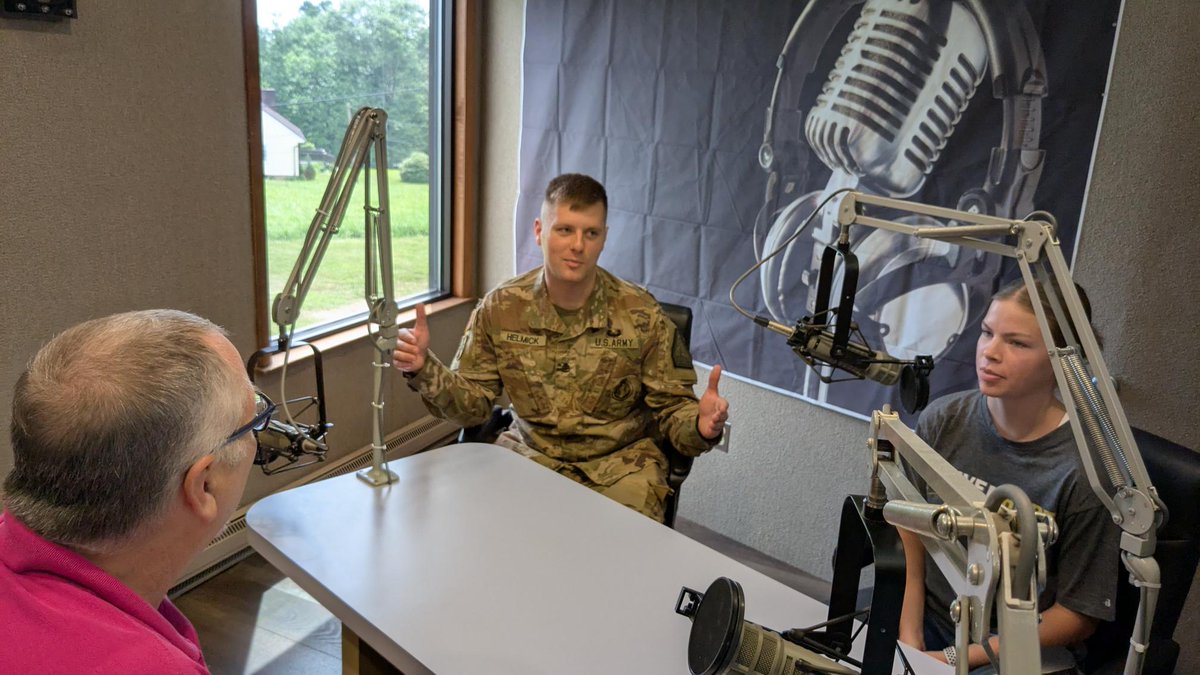 OhioBroadcaster's tweet image. Last stop of the day along our OAB member station visits with the @ArmyGuardOhio: @AVCRadio in Cambridge! Shout out to everyone for taking the time to host us today! #OhioBrodacsters