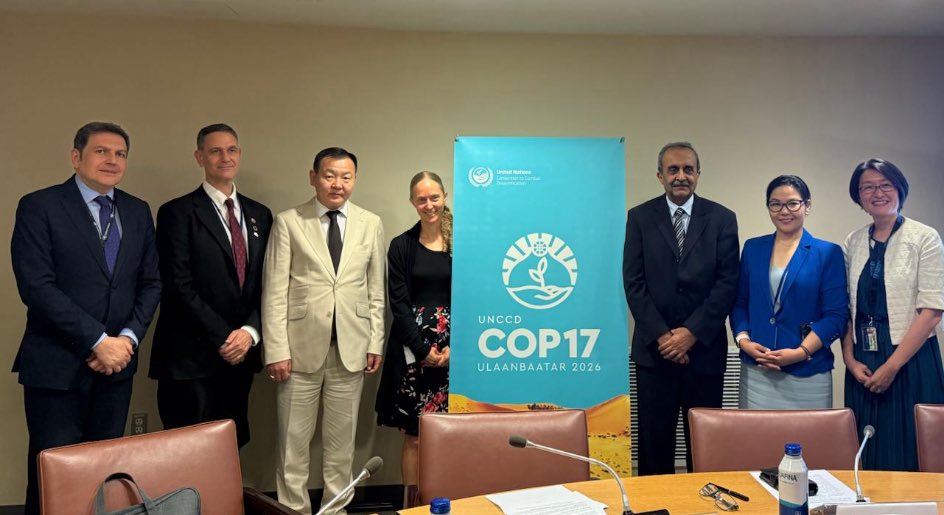 Paruyr Hovhannisyan (@paruyrph) on Twitter photo Glad for the opportunity to join today’s @MongoliaUN <a href="/UNDP/">UN Development</a> <a href="/UNCCD/">UN Land and Drought</a> side event on climate resilience & rural women. Highlighted importance of gender-responsive financing and inclusive action as Armenia 🇦🇲 prepare to host biodiversity#COP17. #HLPF2025 #ClimateAction #GenderEquality Glad for the opportunity to join today’s @MongoliaUN <a href="/UNDP/">UN Development</a> <a href="/UNCCD/">UN Land and Drought</a> side event on climate resilience & rural women. Highlighted importance of gender-responsive financing and inclusive action as Armenia 🇦🇲 prepare to host biodiversity#COP17. #HLPF2025 #ClimateAction #GenderEquality
