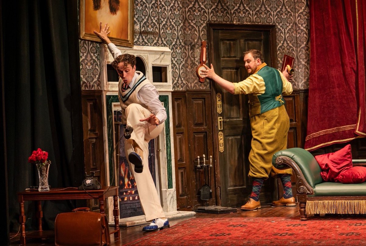 playgoeswrong's tweet image. On a scale of 1 to Cornley, how wrong is your week going so far? 😂
📸 Matt Crockett