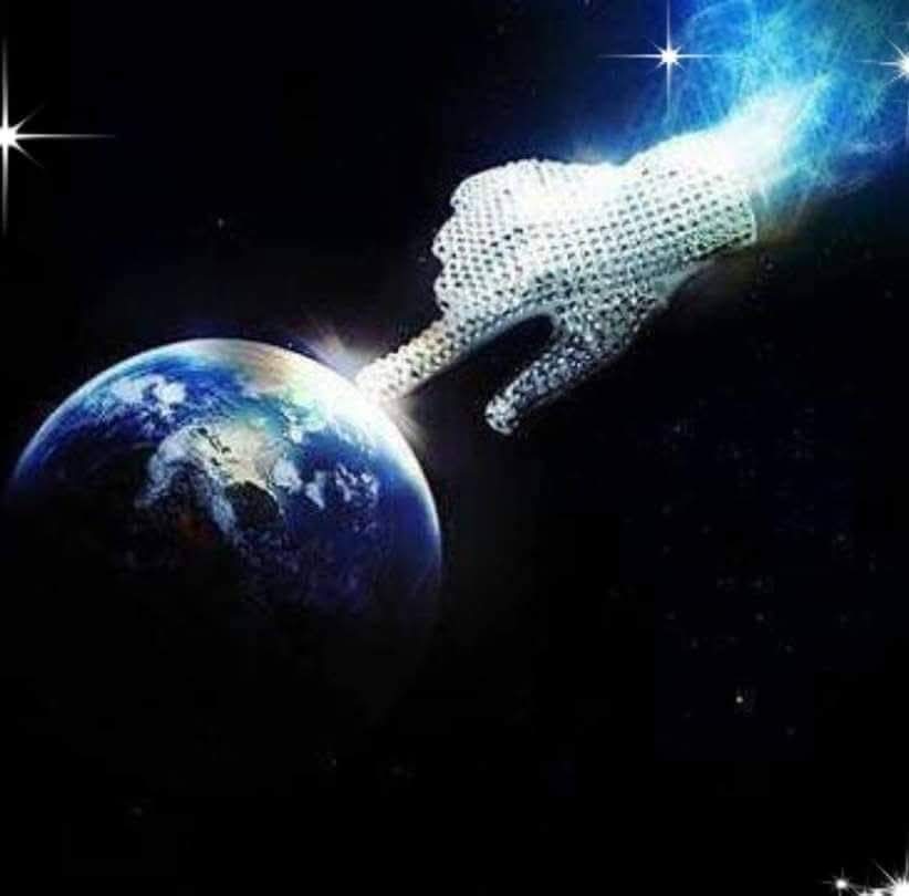 KellyBills14's tweet image. The most impactful artist of all time