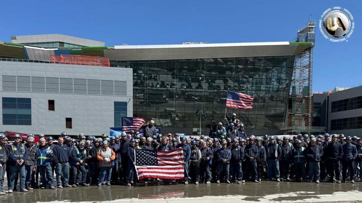 UAPipeTrades's tweet image. Steamfitters from UA Local 638 are building #AWholeNewJFK—proud union craftsmanship on full display.